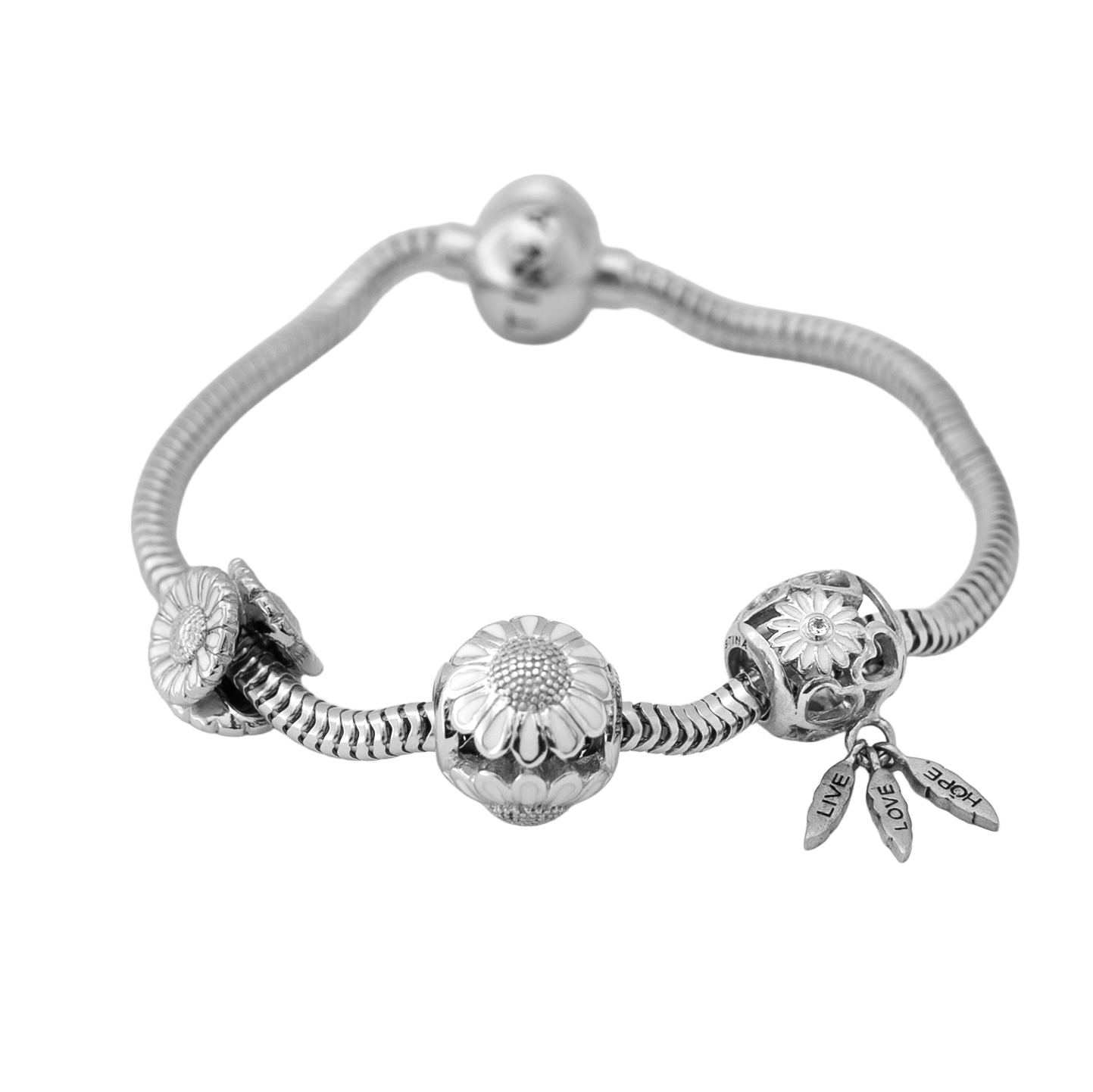 sølv armbånd med 3 stk marguerite charms
