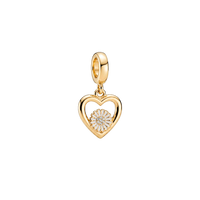 Marguerite Flower Love charm 4 mm forgyldt sølv